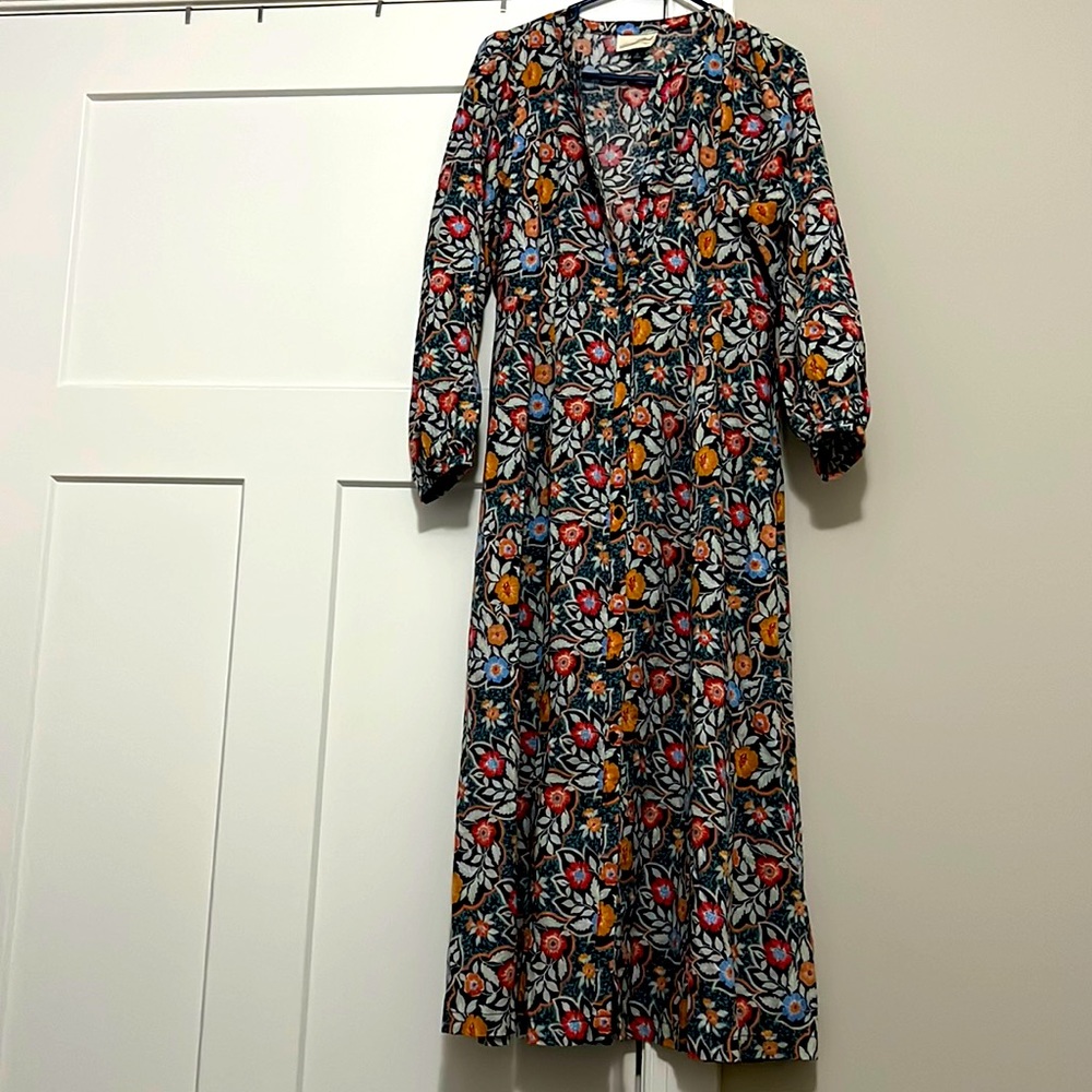 Universal Threads Floral Dress